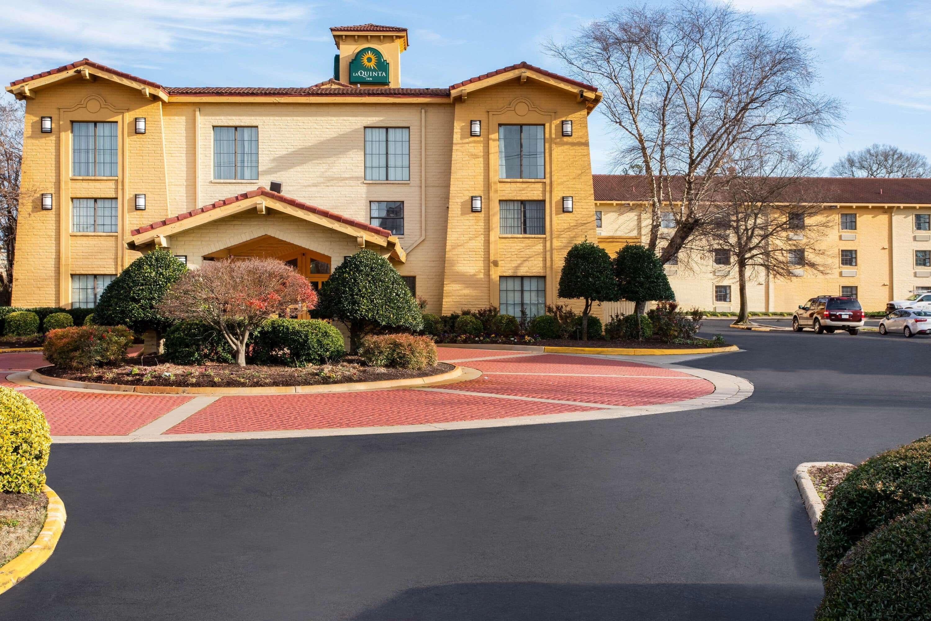 La Quinta Inn By Wyndham Norfolk Virginia Beach Exterior photo